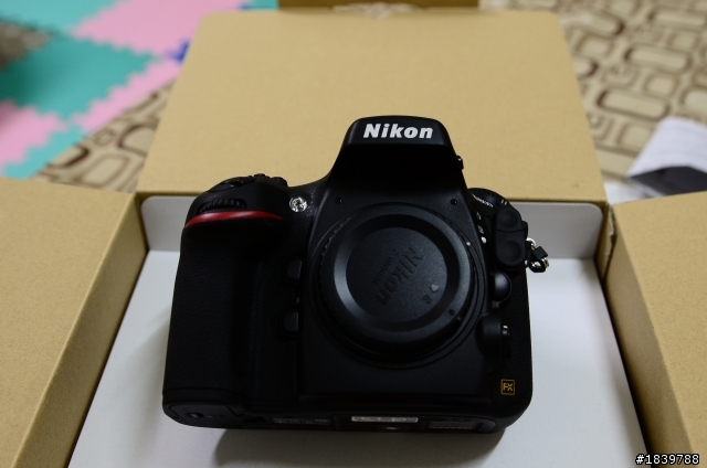 趕上開箱潮~D800 GET!