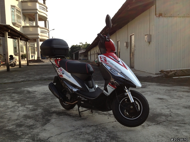 小小GP上GIVI E350後箱