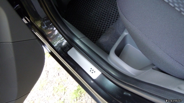 [樸實開箱] Ford FOCUS 1.8 5D