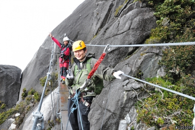 [神山-沙巴] 神山加碼極限攀岩Via Ferrata-Low's Peak Circuit 差點回不來了20120228
