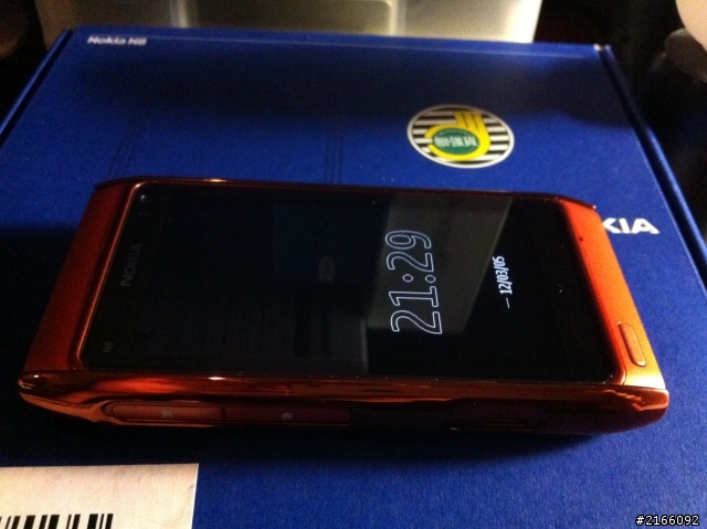 （分享）N8硬殼（橘）LUMIA 800硬殼（洋紅）