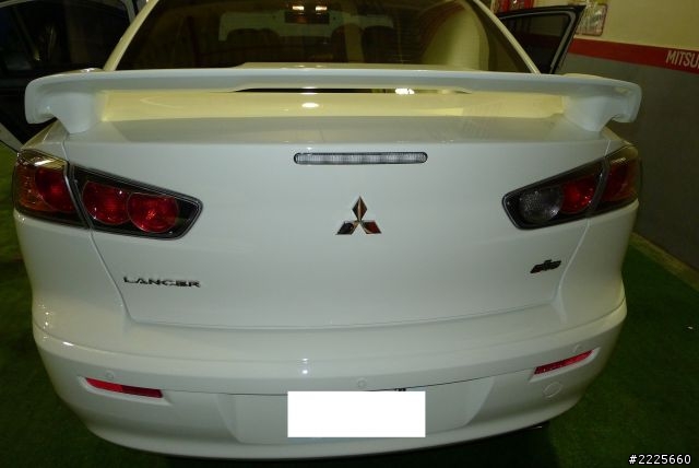 Lancer i/o 鯊魚頭超不專業搶頭香開箱文
