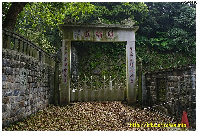 [Eric的單車日記] 紅櫻新綠 春山探秘 (天元宮滿開)