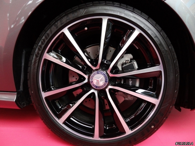 [高雄] 2012 B-Class(圖)