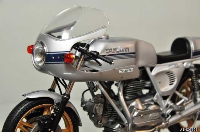 機車聰聰聰 --- 1/12  DUCATI 900SS 製作分享