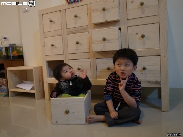 老妹新婚賀禮系列 - 電話架 & 雲杉12抽方櫃