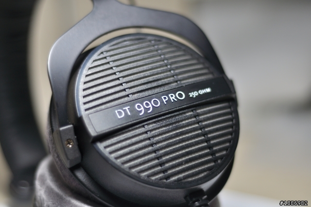 [純開箱分享] Beyerdynamic DT990 Pro