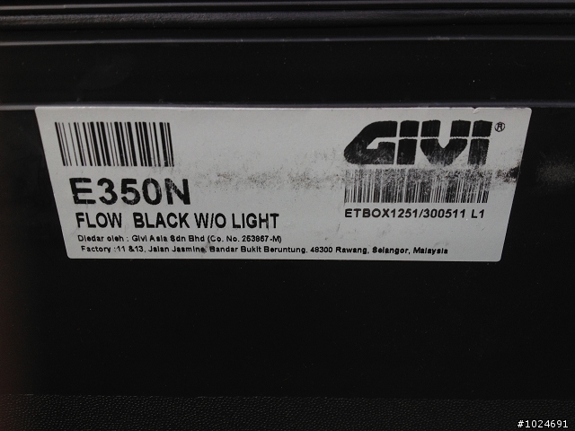 小小GP上GIVI E350後箱