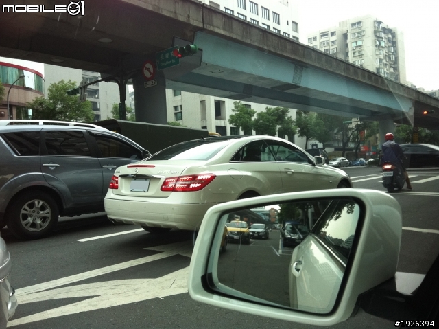 C207 E-Class Coupe