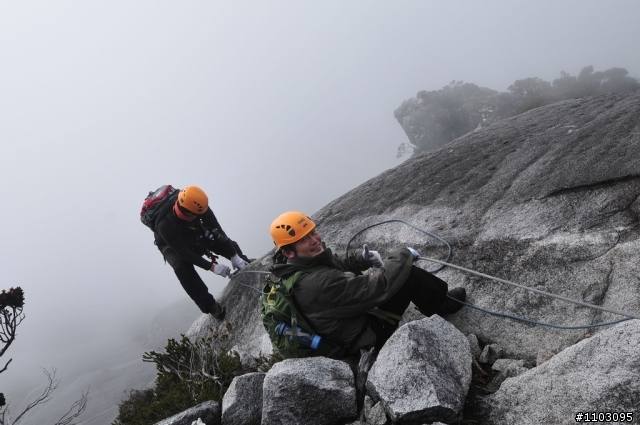 [神山-沙巴] 神山加碼極限攀岩Via Ferrata-Low's Peak Circuit 差點回不來了20120228