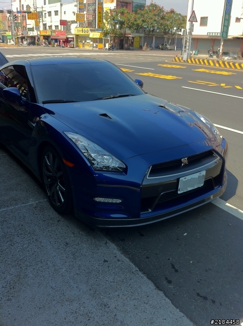 上課路上巧遇 GTR