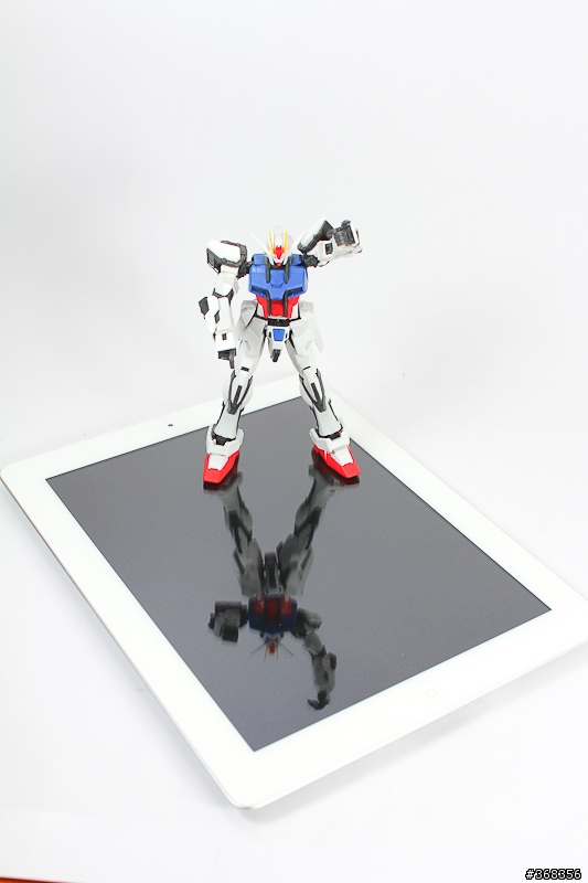 New iPad 開箱(2012-03-26新增拍照、錄影測試比較)