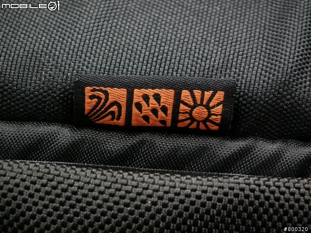 [開箱] 帶大腳架旅遊Lowepro CompuRover AW 羅普 電腦羅孚客 相機後背包