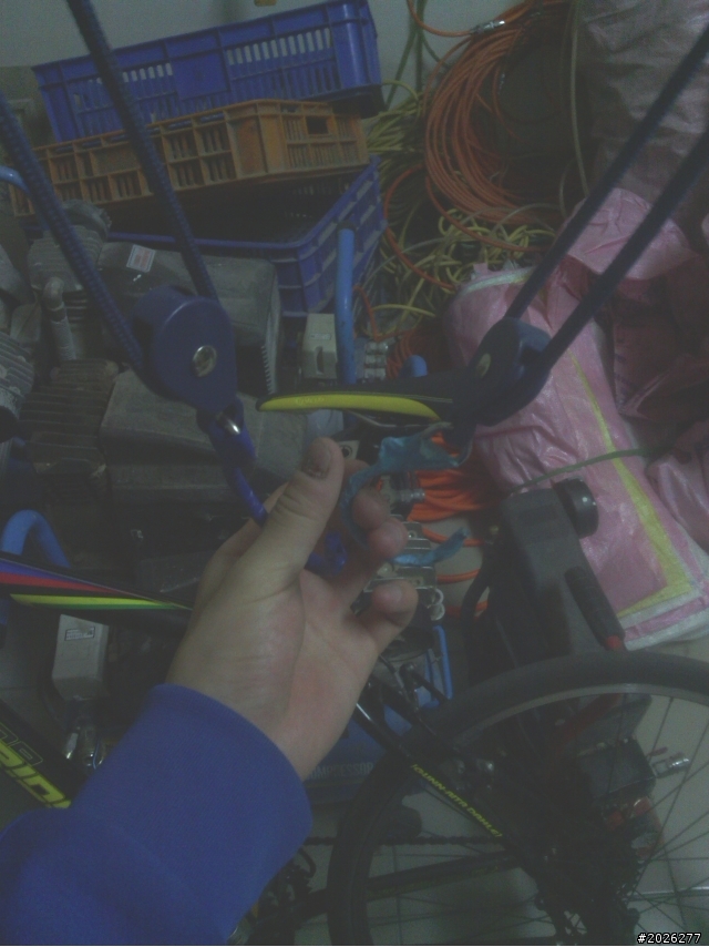 洗衣架變身單車架!!??