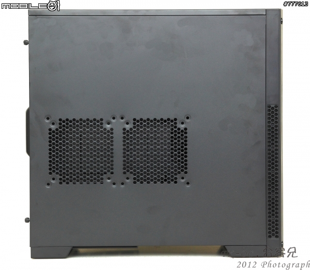 Corsair入門Gaming Case 300R簡單輕鬆看