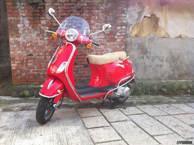 VESPA LX125 紅通通小遊北埔