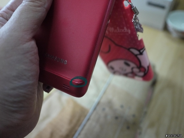 i9100 S2 桃紅色 掉漆...................附圖!