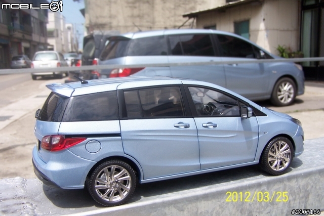 分享我的3輛新馬5!