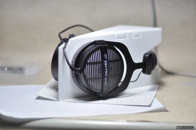 [純開箱分享] Beyerdynamic DT990 Pro