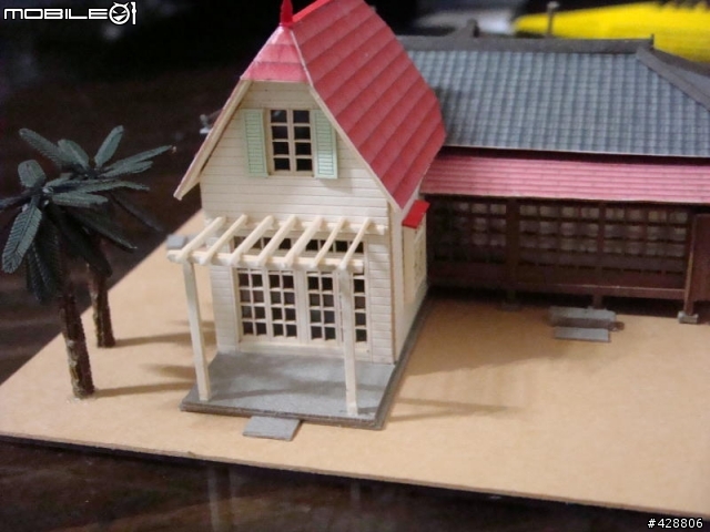 《龍貓》卡通裡草壁家住宅紙模型