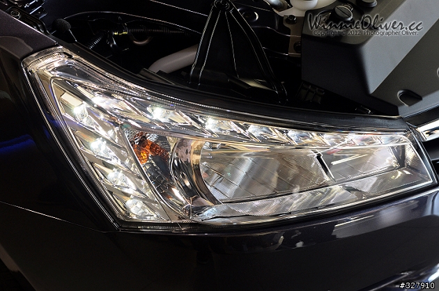 【記錄】LUXGEN 5 Sedan 高雄賞車會，多角度呈現（圖很多，#2 新增實車寫真、#6試做S5專屬桌布）