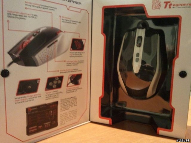 [開箱] Tt eSports 黑者電競滑鼠 白化版 使用心得