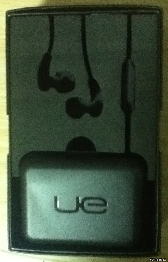 Ultimate Ears 600vi 傷眼開箱文
