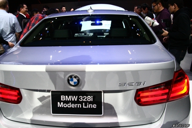 [ 3/17 更新 圖多 ]小巨蛋 BMW 新三發表會 你想要什麼相片 之 照片上傳
