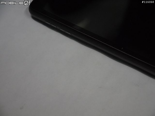 國產品牌的入門雙卡手機─GSmart G1355