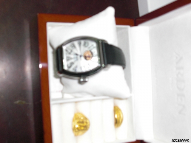 昨天敗了人生第一隻機械錶~開箱文