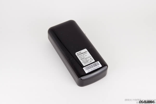 [開箱] 行動電源 enco 5600mAh，不用擔心手機沒電哭哭喔！