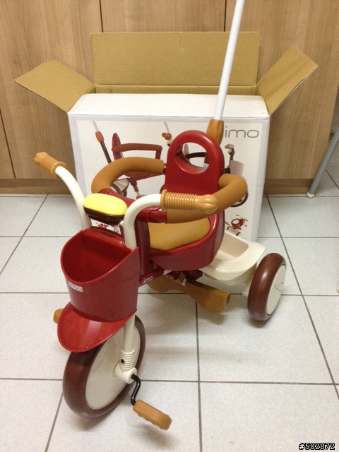 <開箱>小杜麗的IIMO三輪車+YBIKE學步車PEWI