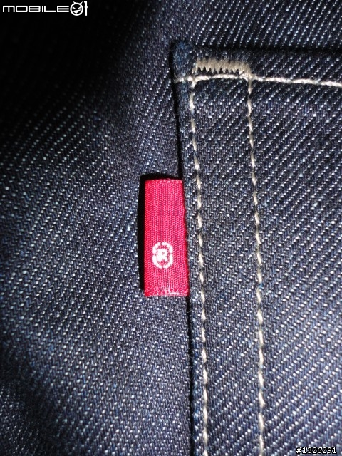 [開箱] 不專業的開箱文~美版LEVI S RED 511 SKINNY 重磅養褲小直筒牛仔褲