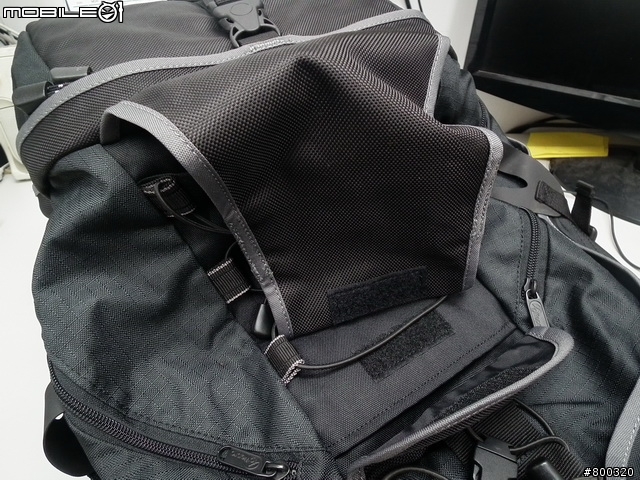 [開箱] 帶大腳架旅遊Lowepro CompuRover AW 羅普 電腦羅孚客 相機後背包