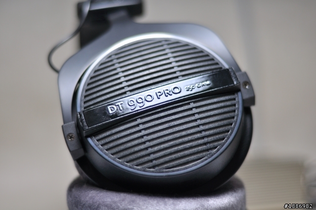 [純開箱分享] Beyerdynamic DT990 Pro
