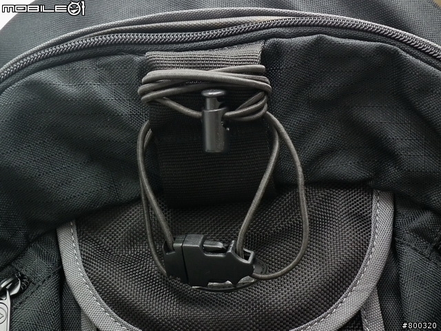 [開箱] 帶大腳架旅遊Lowepro CompuRover AW 羅普 電腦羅孚客 相機後背包