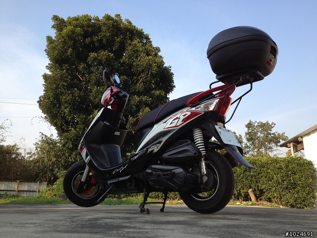 小小GP上GIVI E350後箱