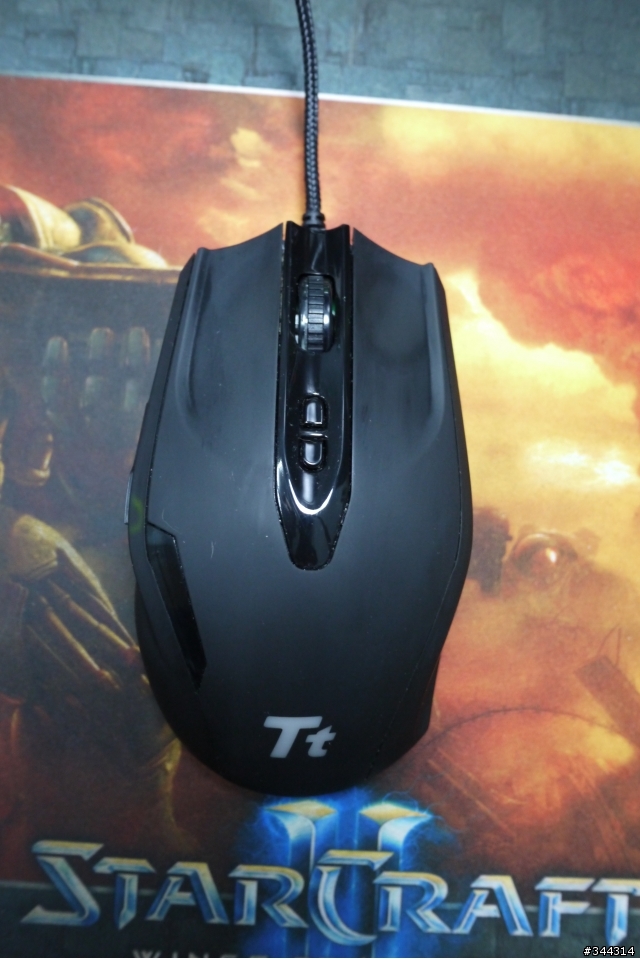 BENQ  XL2410T簡單開箱~(外加 曜越黑者、i-rocksKR6260)
