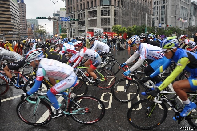 2012 自行車環台賽 第一站 台北市站 看熱鬧