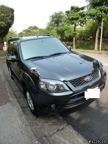 2012年3月30號 Ford Escape 2.3XLT 深灰色 簡易開箱分享