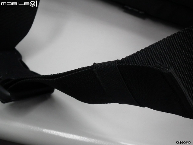 [開箱] 帶大腳架旅遊Lowepro CompuRover AW 羅普 電腦羅孚客 相機後背包
