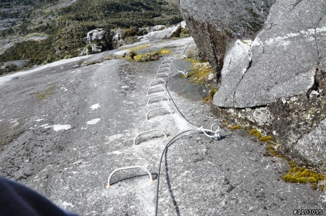 [神山-沙巴] 神山加碼極限攀岩Via Ferrata-Low's Peak Circuit 差點回不來了20120228