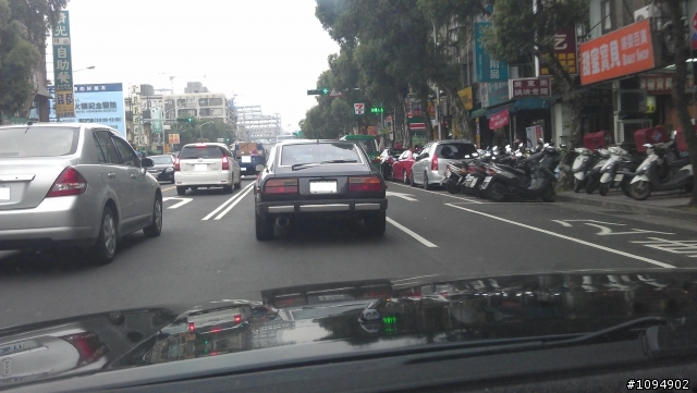 這台還蠻稀有的~~~
