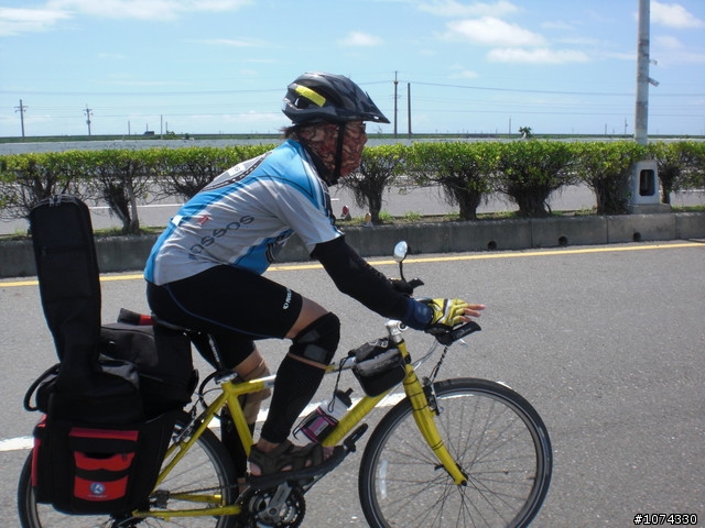 撐了N年，我總算換了公路車.....(是第一台應該也是最後一台)