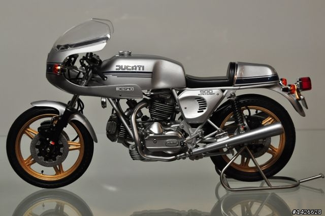 機車聰聰聰 --- 1/12  DUCATI 900SS 製作分享