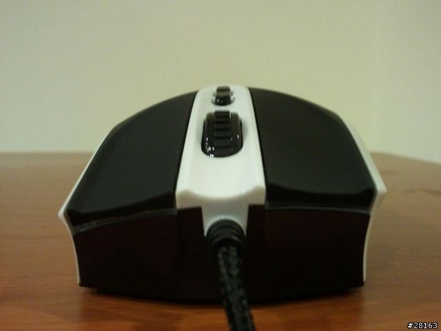 [開箱] Tt eSports 黑者電競滑鼠 白化版 使用心得