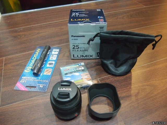 25mm f1.4  入手