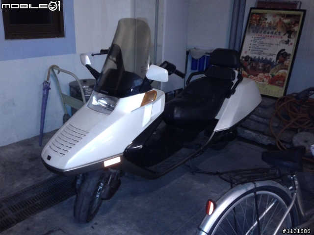 請問這台HONDA的型號~
