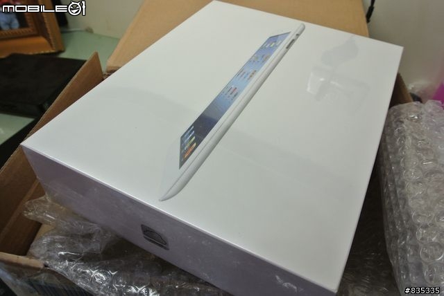 [新加坡版4G+Wifi 開箱] New iPad 新加坡版到手嚕......再來釣魚台是呆丸的啦！！