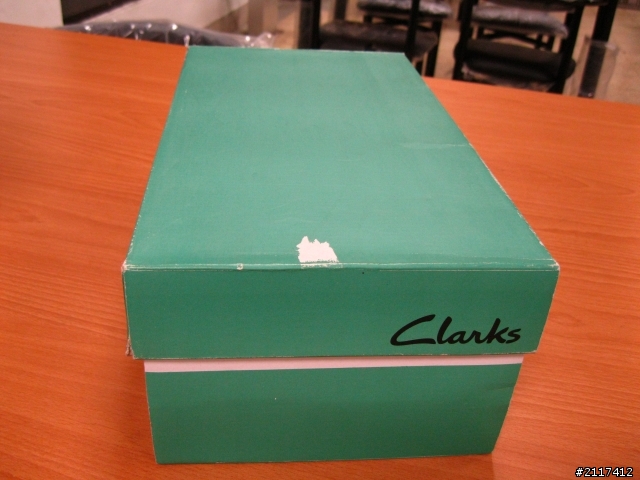 [胖熊分享]經濟實惠(?)Clarks雕花皮鞋 兼發問